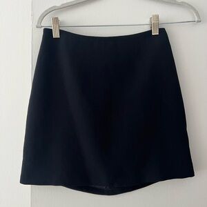 Aritzia classic mini skirt